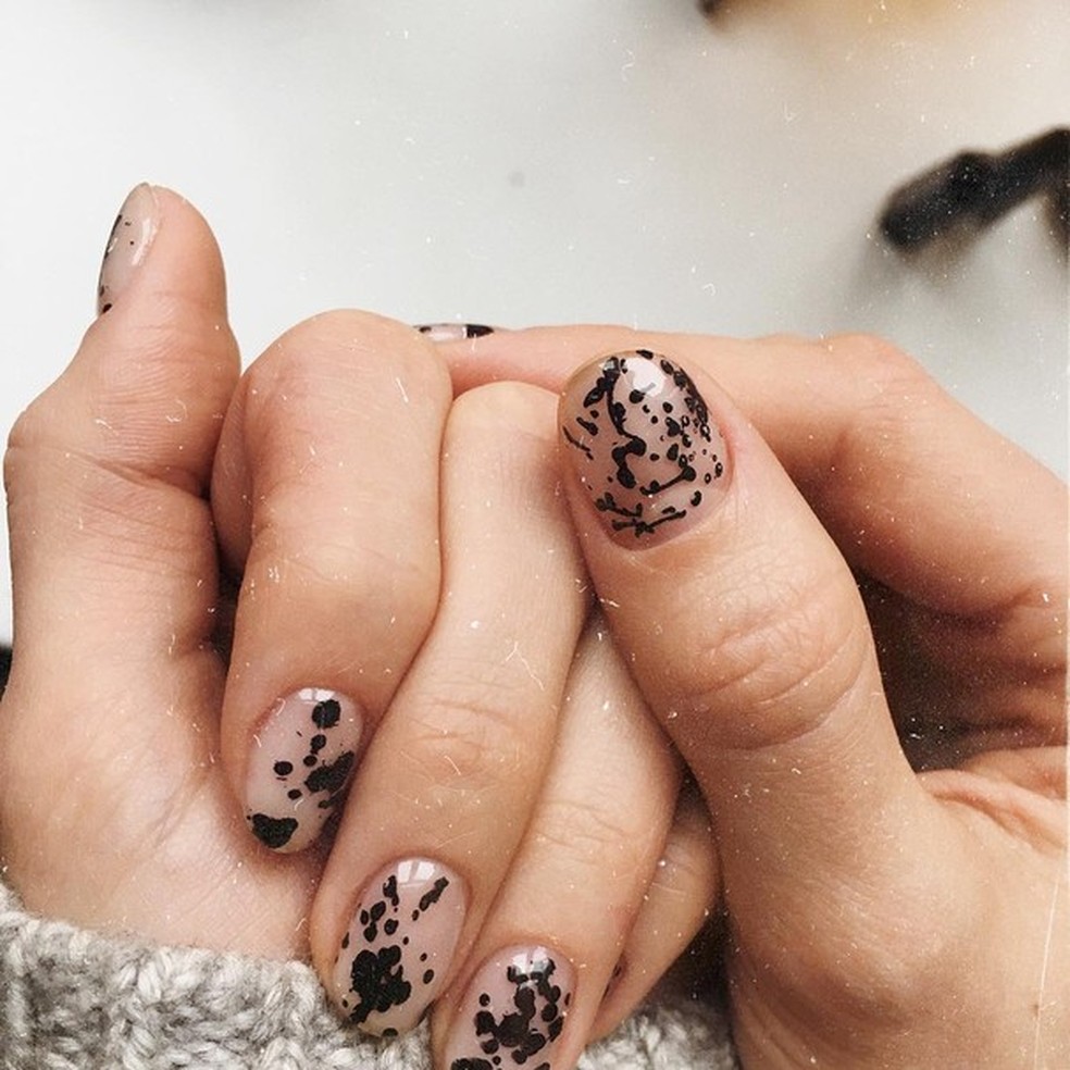 Manicure de vaca (Foto: Reprodução/Instagram) — Foto: Glamour