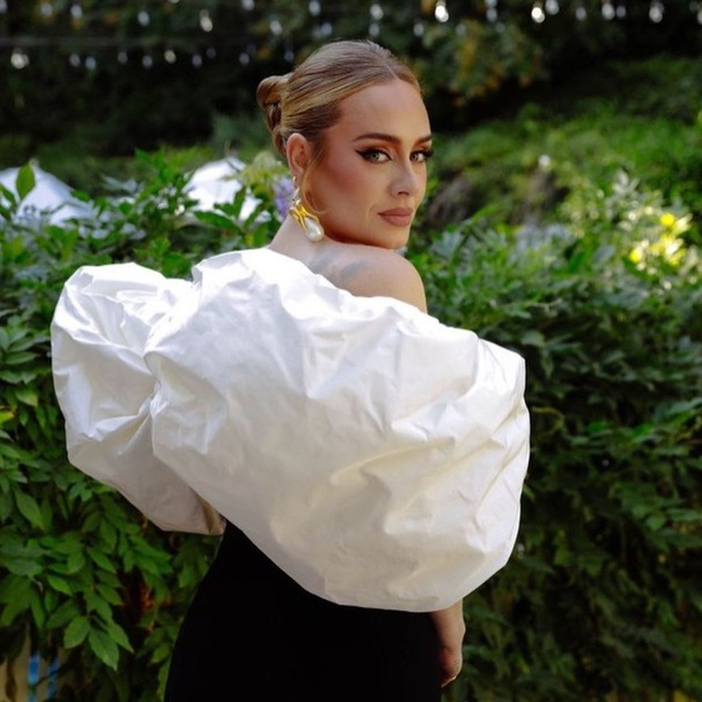 Adele (Foto: Reprodução/ Instagram @adele) — Foto: Glamour