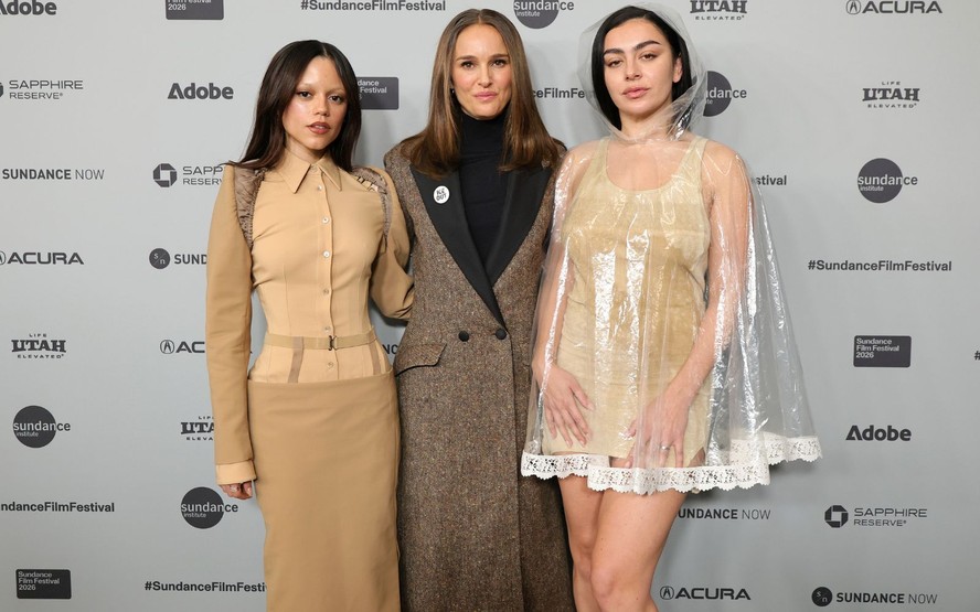 Jenna Ortega, Natalie Portman e Charli XCX
