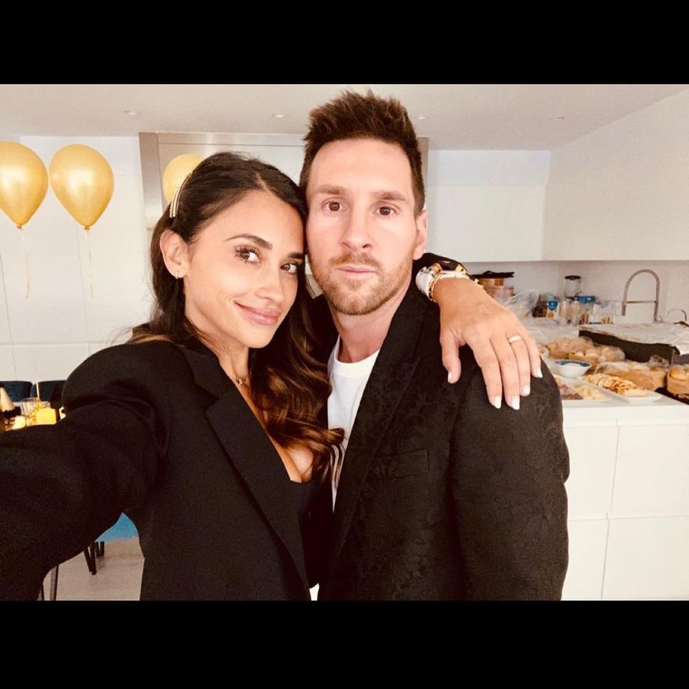 Mulher de Lieonel Messi mostra cliques antigos ao lado do craque para ...