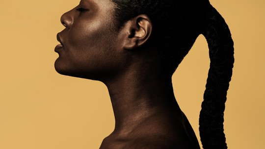 Como as consumidoras negras impulsionaram o mercado de beleza brasileiro na última década? 