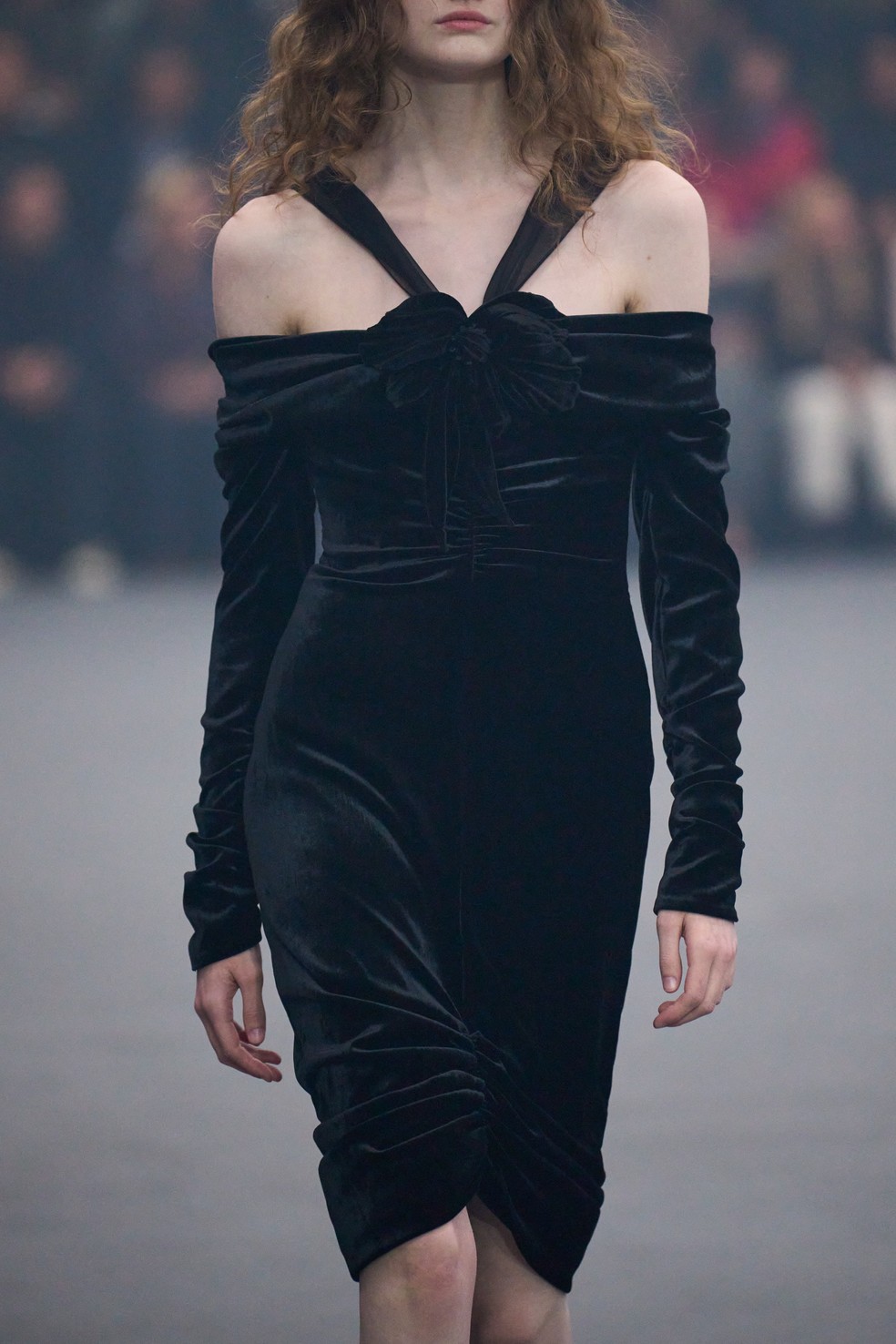 Vestido preto — Foto: Spotlight Launchmetrics