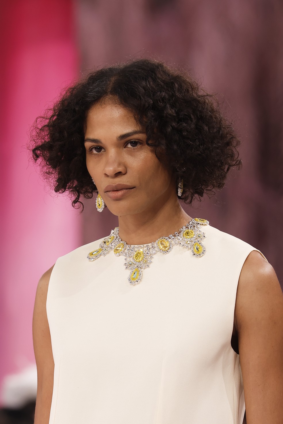 Estreantes na alta-costura, essas modelos brasileiras refletem sobre o peso da idade no mundo da moda — Foto: Getty Images