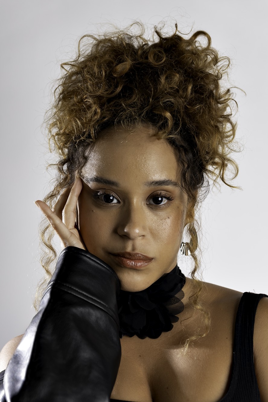 Mari Oliveira, de 'Elas por Elas', reflete sobre a importância de  personagens negras bem construídas: 'Nossa história não é só tragédia e  racismo'