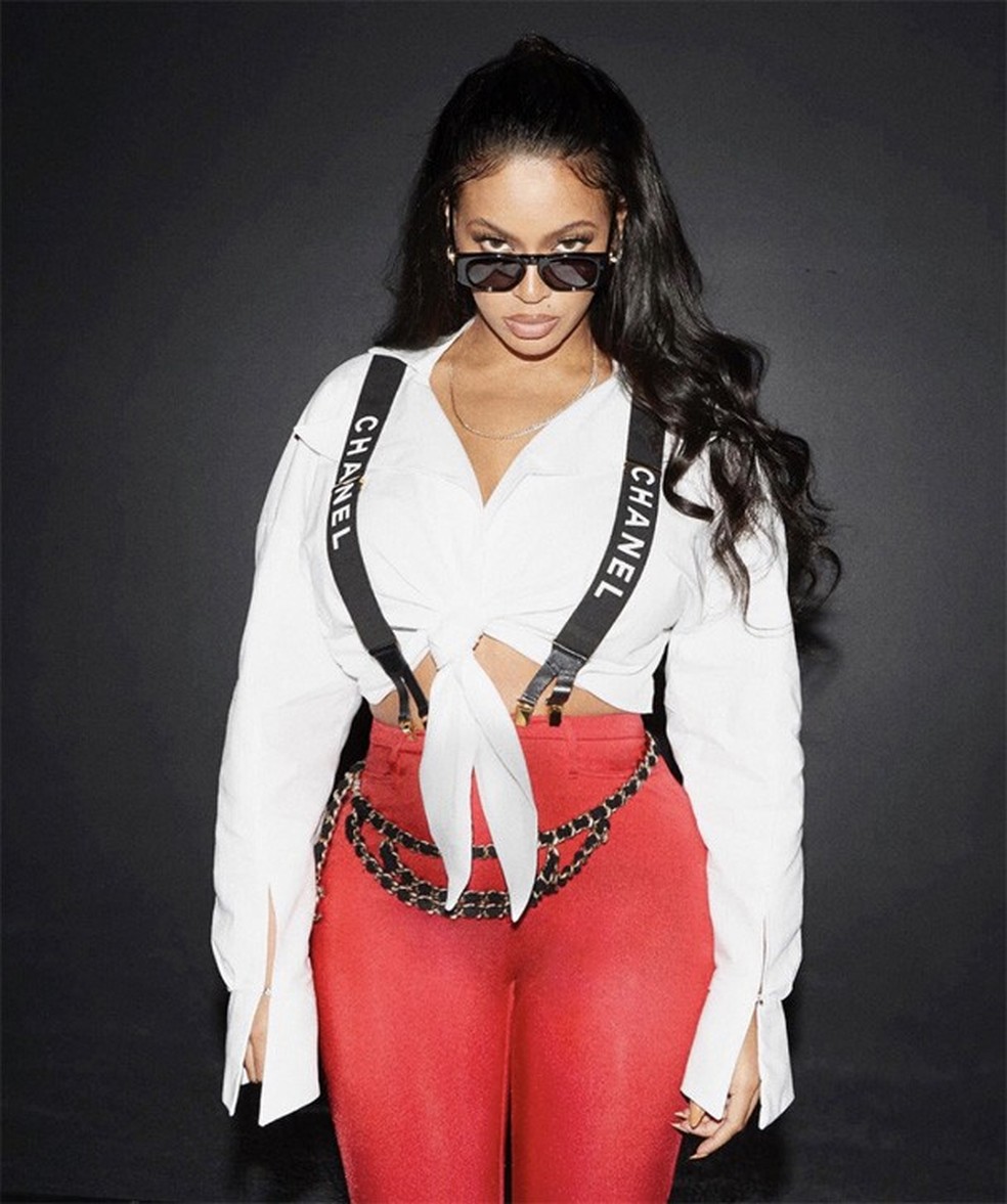 Beyoncé passa o Halloween de Lil' Kim (Foto: Reprodução Instagram) — Foto: Glamour