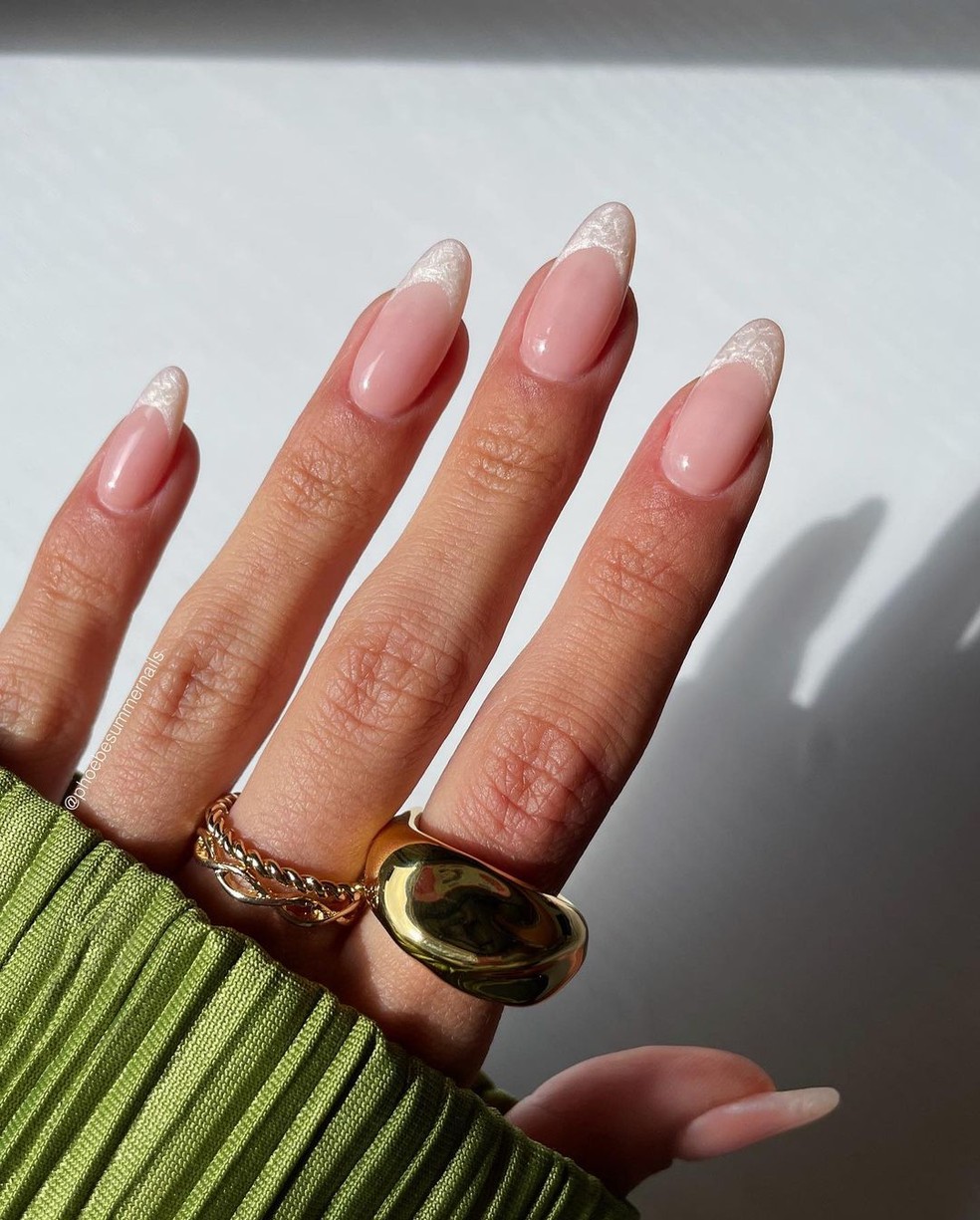 Unhas brancas — Foto: Reprodução/Instagram