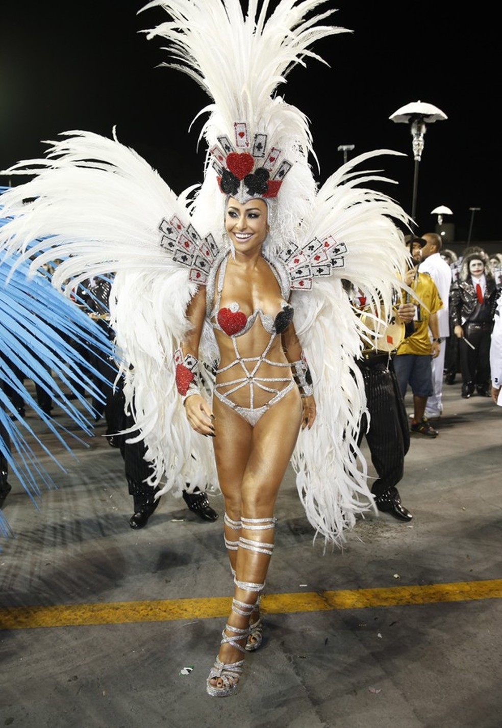 Sabrina Sato arrasando no desfile da Gaviões da Fiel (Foto: Felipe Panfili/Divulgação) — Foto: Glamour