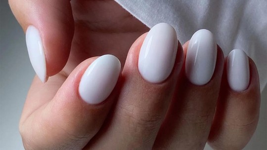 Essas são as três tendências para unhas curtas mais quentes da temporada