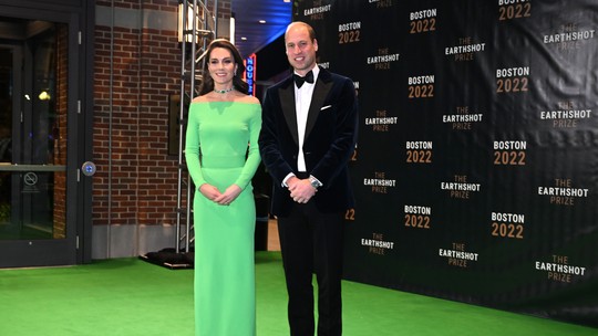 Kate Middleton concentra os flashes com vestido "alugado" para premiação em Boston