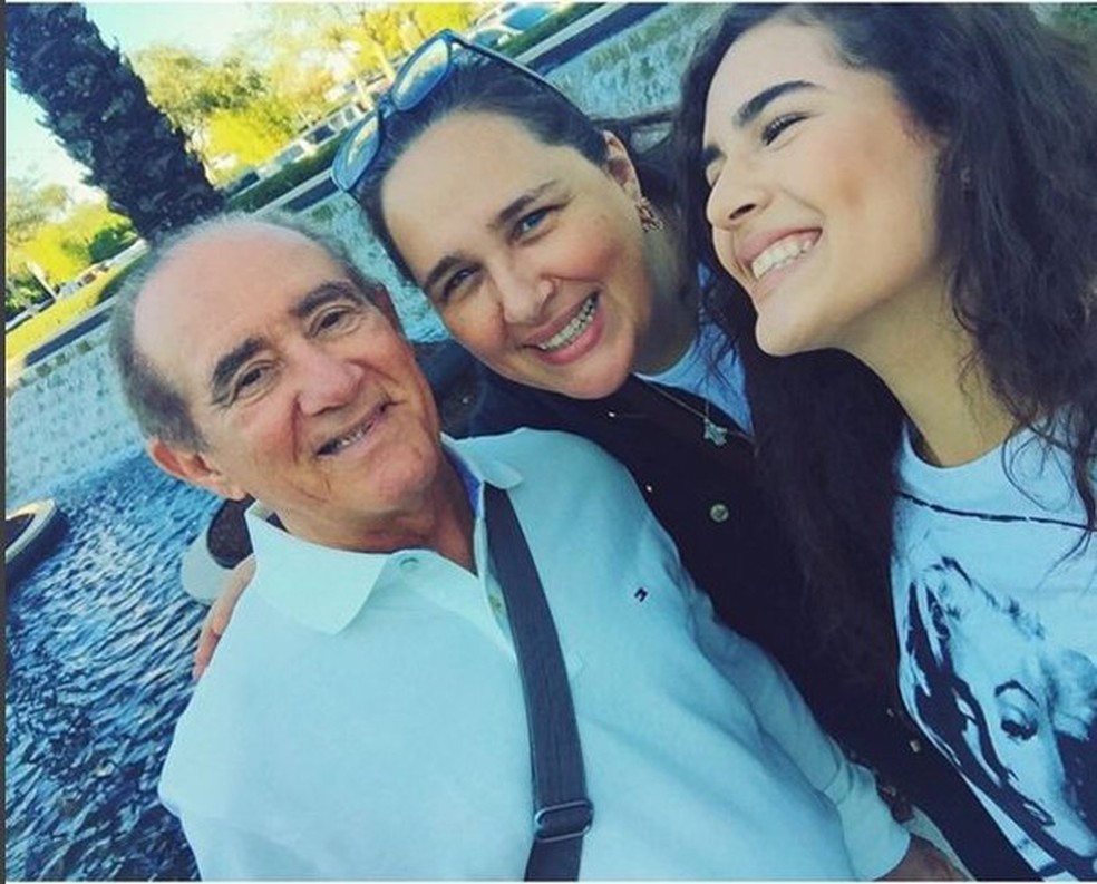 Livian Aragão faz homenagem ao pai, Didi, em seu aniversário de 81 anos