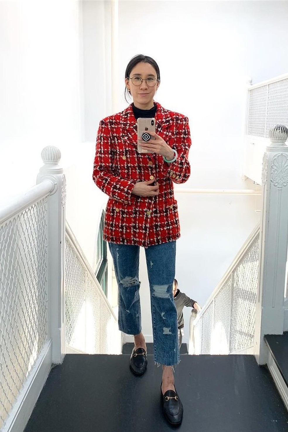 Quer se vestir como uma girl boss? É só se inspirar nos looks de Eva Chen!