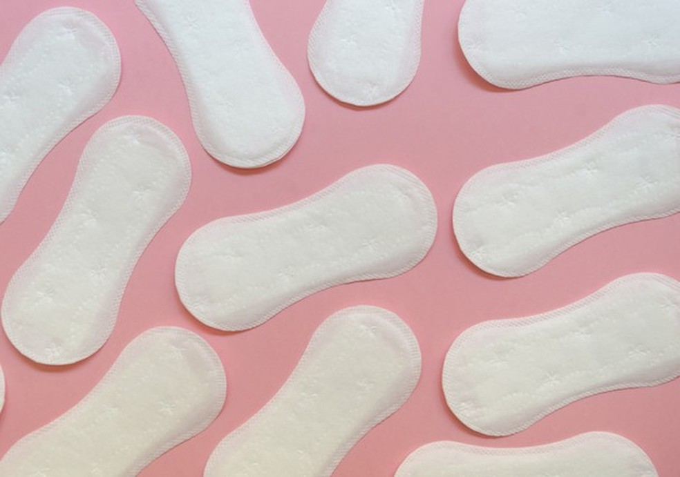 Reino Unido retira impostos sobre absorventes menstruais (Foto: Getty Images) — Foto: Glamour