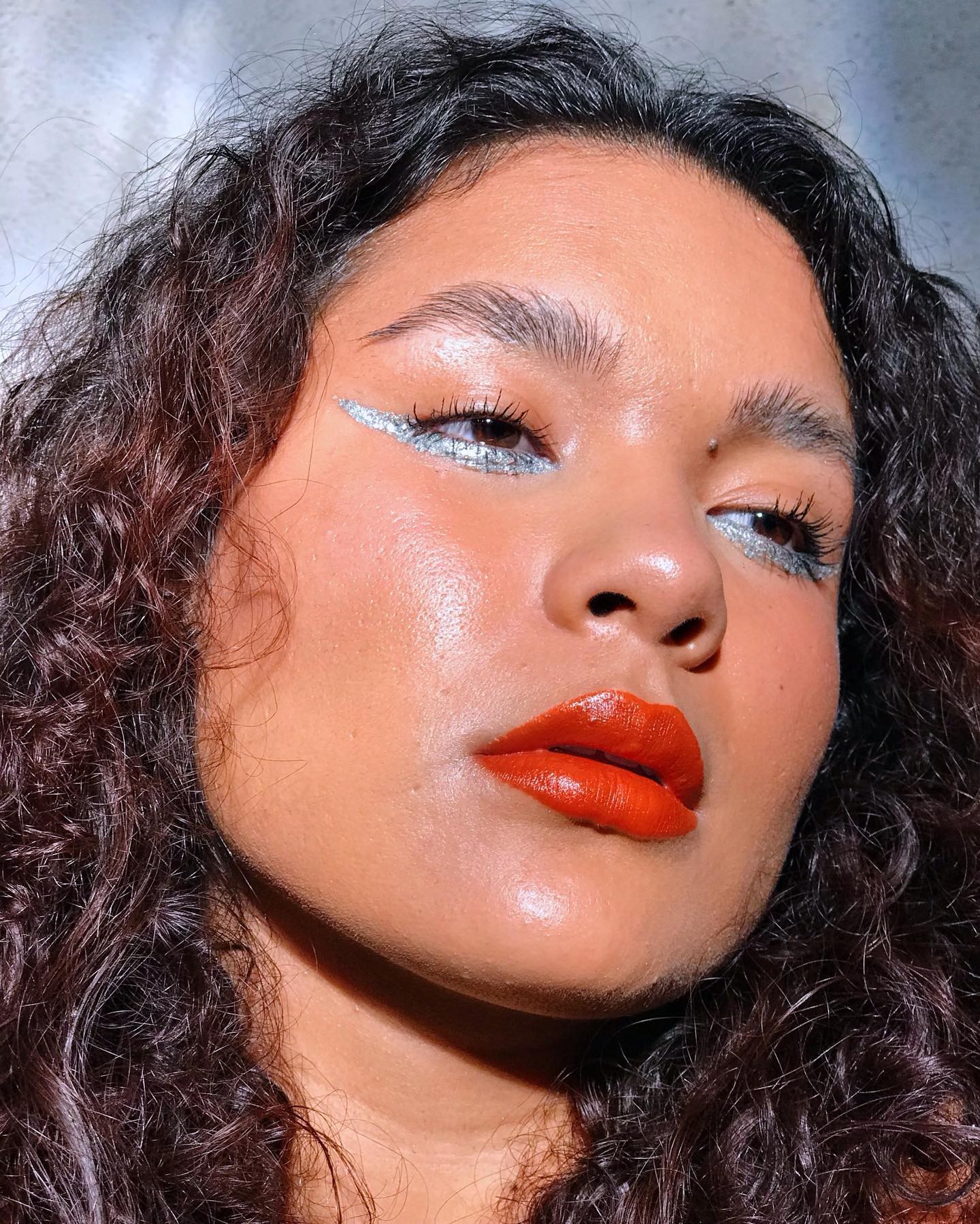Maquiagem com glitter — Foto: Instagram @_rayzabezerra