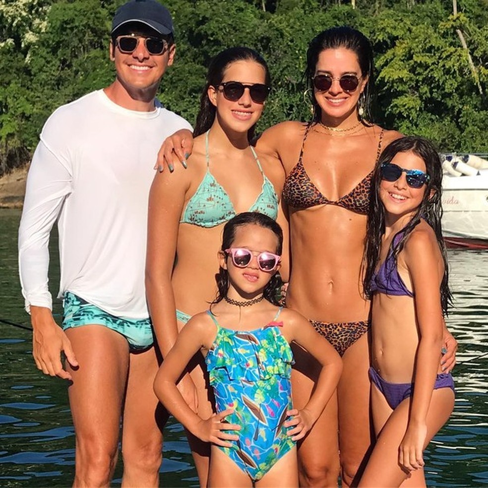 Rodrigo Faro e família (Foto: Instagram/Reprodução) — Foto: Glamour