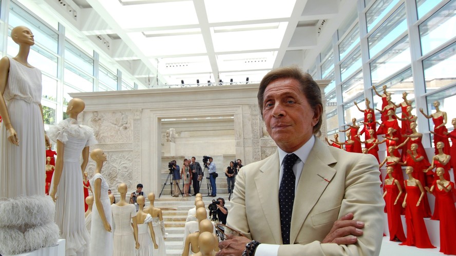 Conheça os brasileiros que têm relação com o estilista italiano Valentino Garavani