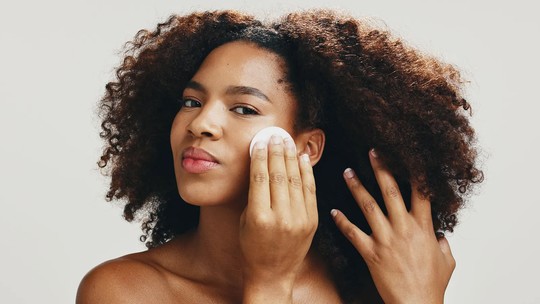 Como usar toner pads do jeito certo, segundo dermatologistas