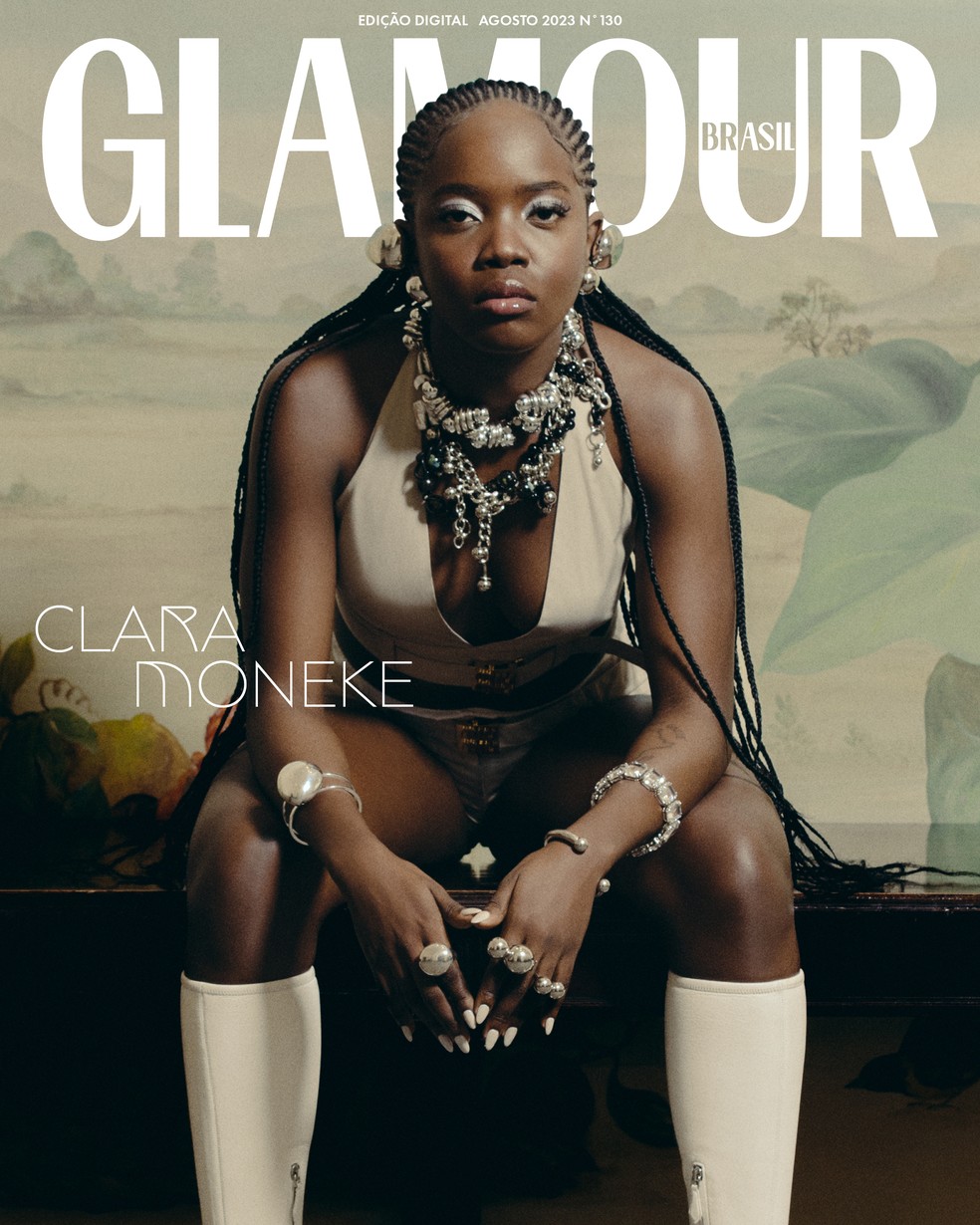 Clara Moneke é a estrela da capa digital de agosto da Glamour