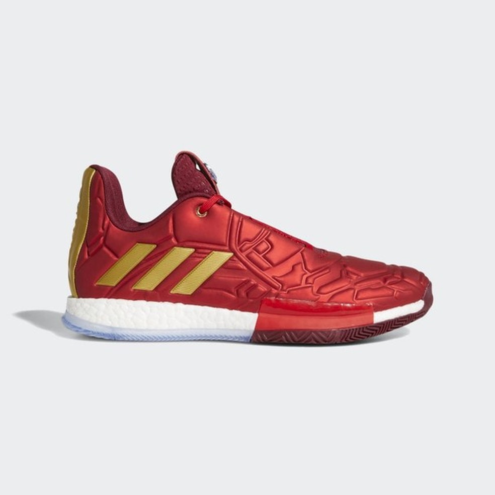Adidas e Marvel lan aram uma cole o limitada de t nis
