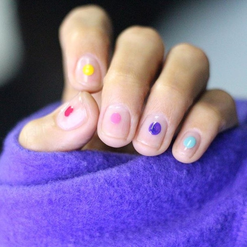 Desenhos de unhas para fazer na quarentena (Foto: Reprodução/Instagram) — Foto: Glamour