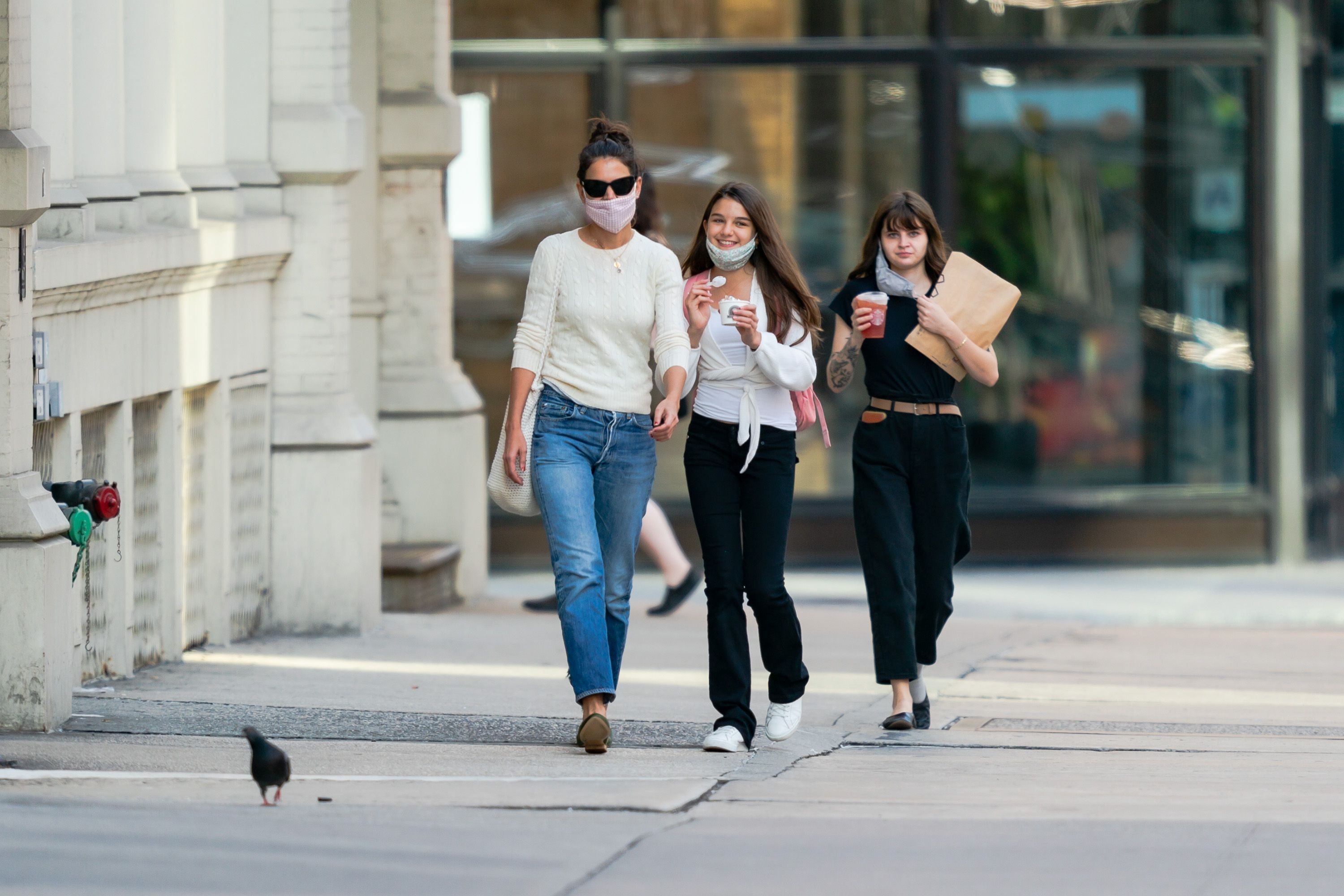 Quanto custa a faculdade de Suri Noelle, filha de Tom Cruise e Katie