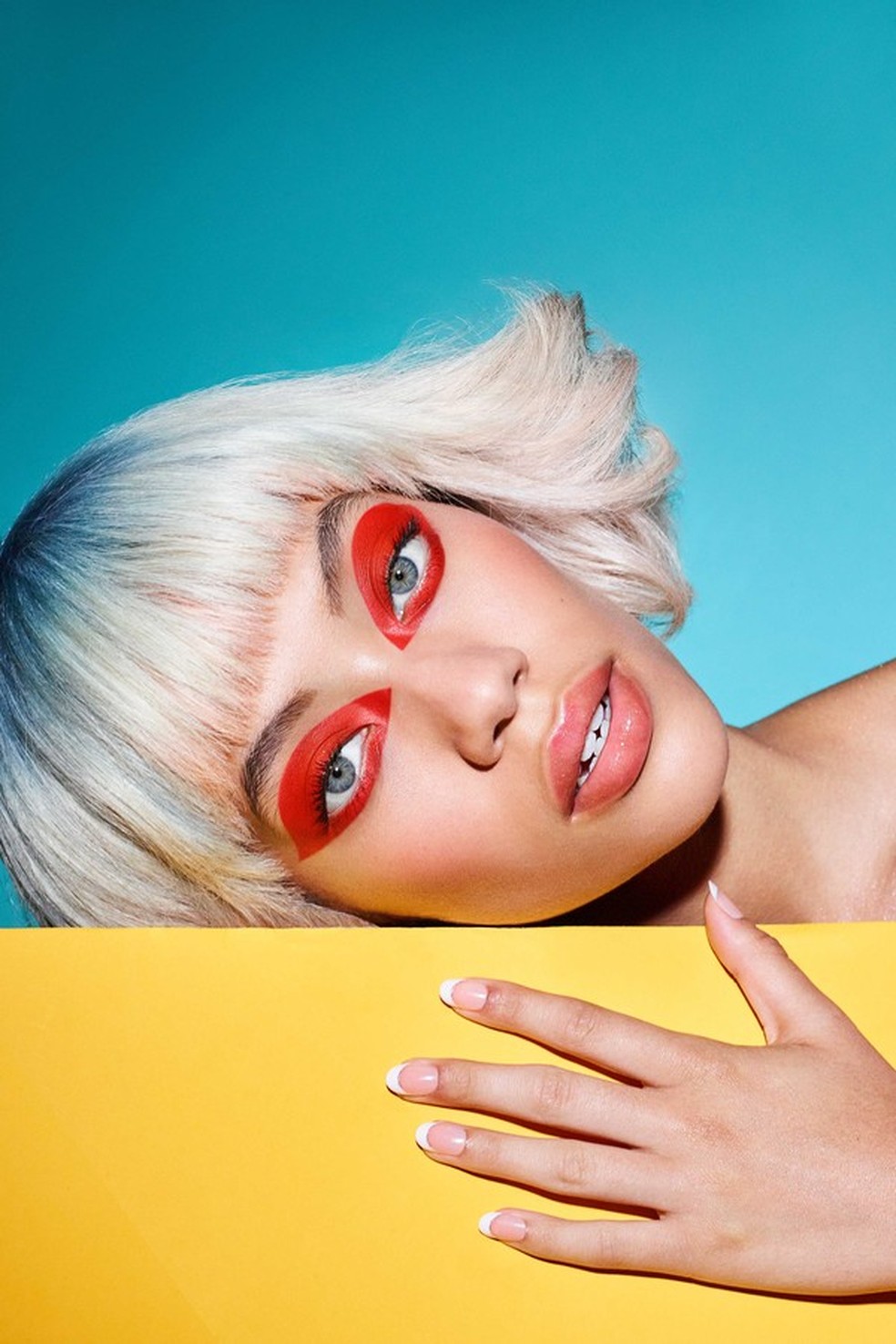 Fotos: Enrique Vega (@enriquevegaphoto) Beleza: Lottie Stannard @lotstar (make) e ELSA @elsahair (cabelo) Modelo: Sarah Marie (@sarahmarierod), FORD Models NY (@fordmodels) Nail Artist: Kayo Higuchi (@kayo.hc) — Foto: Glamour