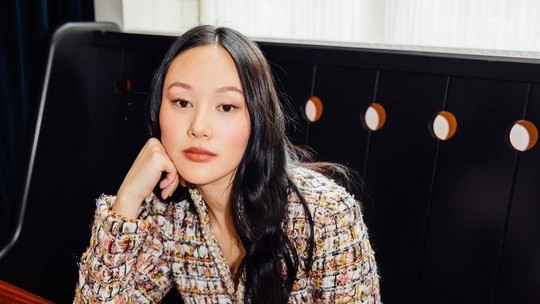 Yerin Ha: um raio-x nas produções de beleza da protagonista de "Bridgerton"
