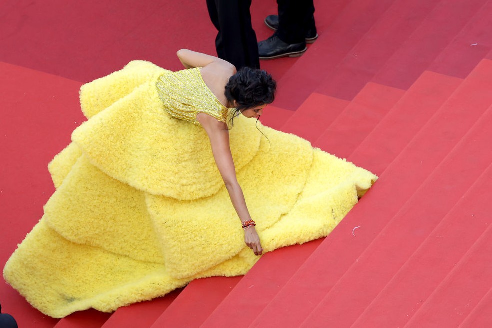 Looks arrojados chama atenção em Cannes — Foto: Getty Images
