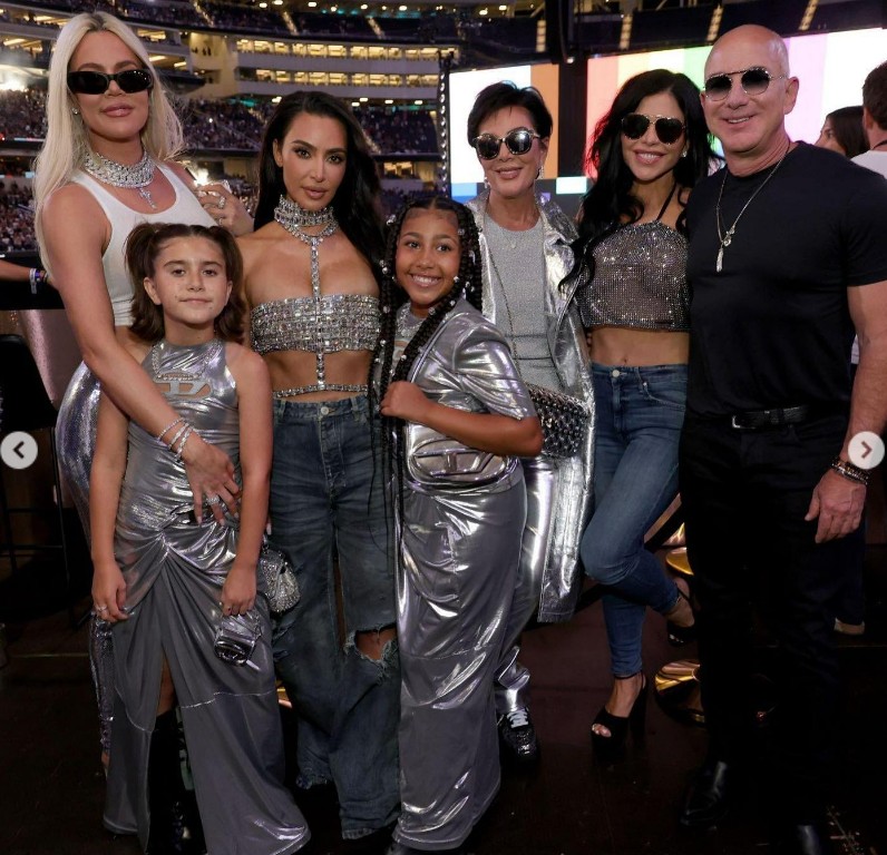 Beyoncé celebra aniversário com time de famosos lotando estádio