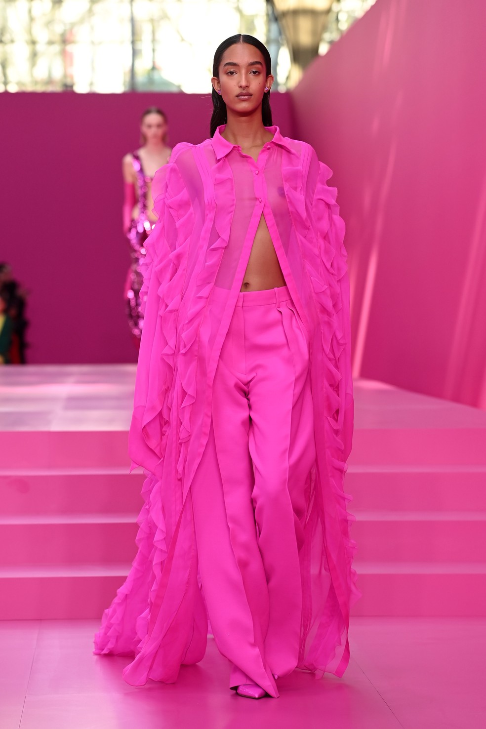 Desfile da Valentino, na Semana de Moda de Paris — Foto: Getty Images