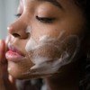 Pele oleosa: o que causa e como controlar de vez, segundo especialistas - Pexels