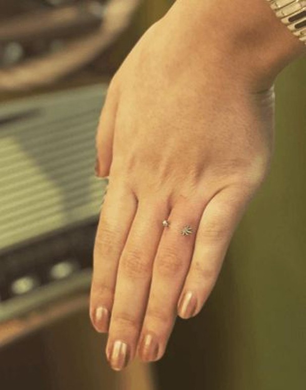 Piercing (Foto: Reprodução/Instagram) — Foto: Glamour