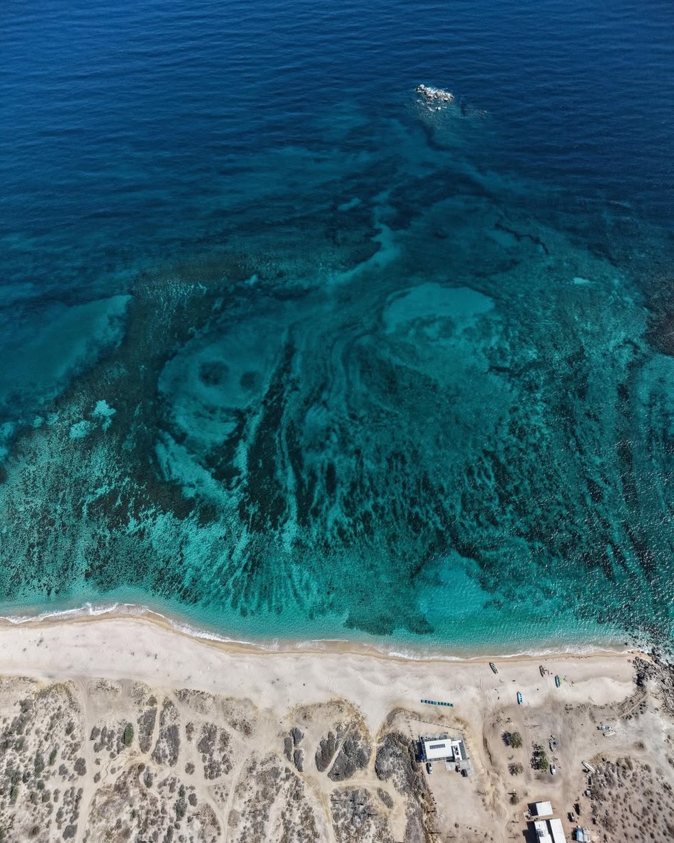 Fotográfo captura imagem de duas caveiras em praia no México — Foto: Reprodução/Rafael Mesquita