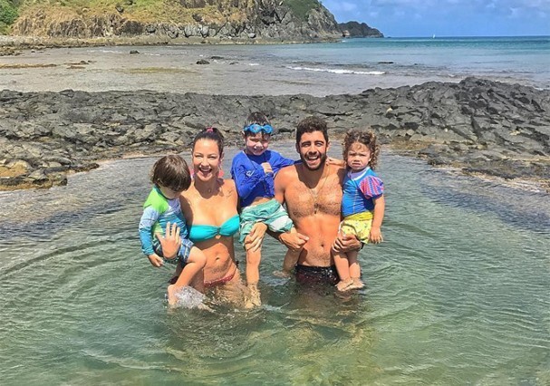 Luana Piovani, Pedro Scooby e os filhos (Foto: Instagram/Reprodução) — Foto: Glamour