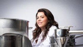 Janaína Torres Rueda é eleita a melhor chef mulher do mundo