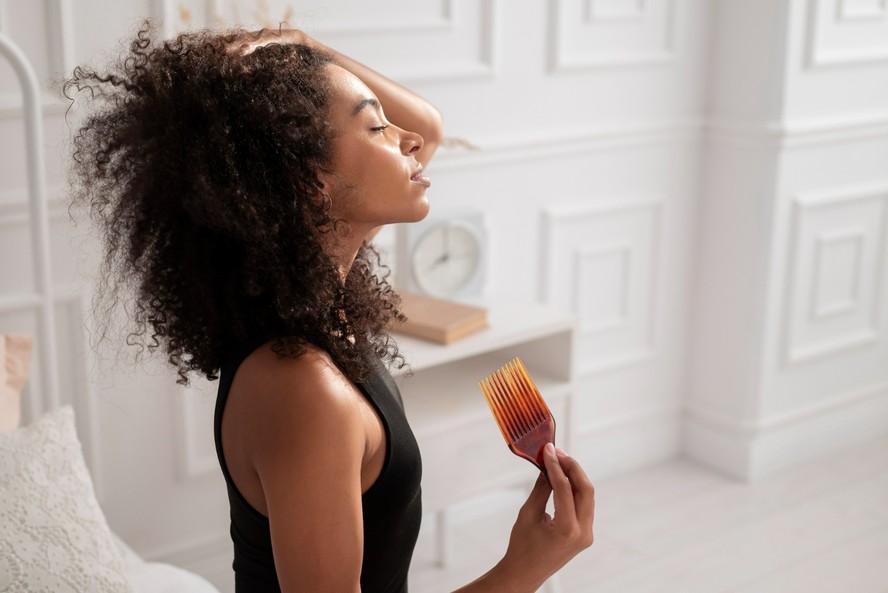 Como fazer nutrição capilar em casa