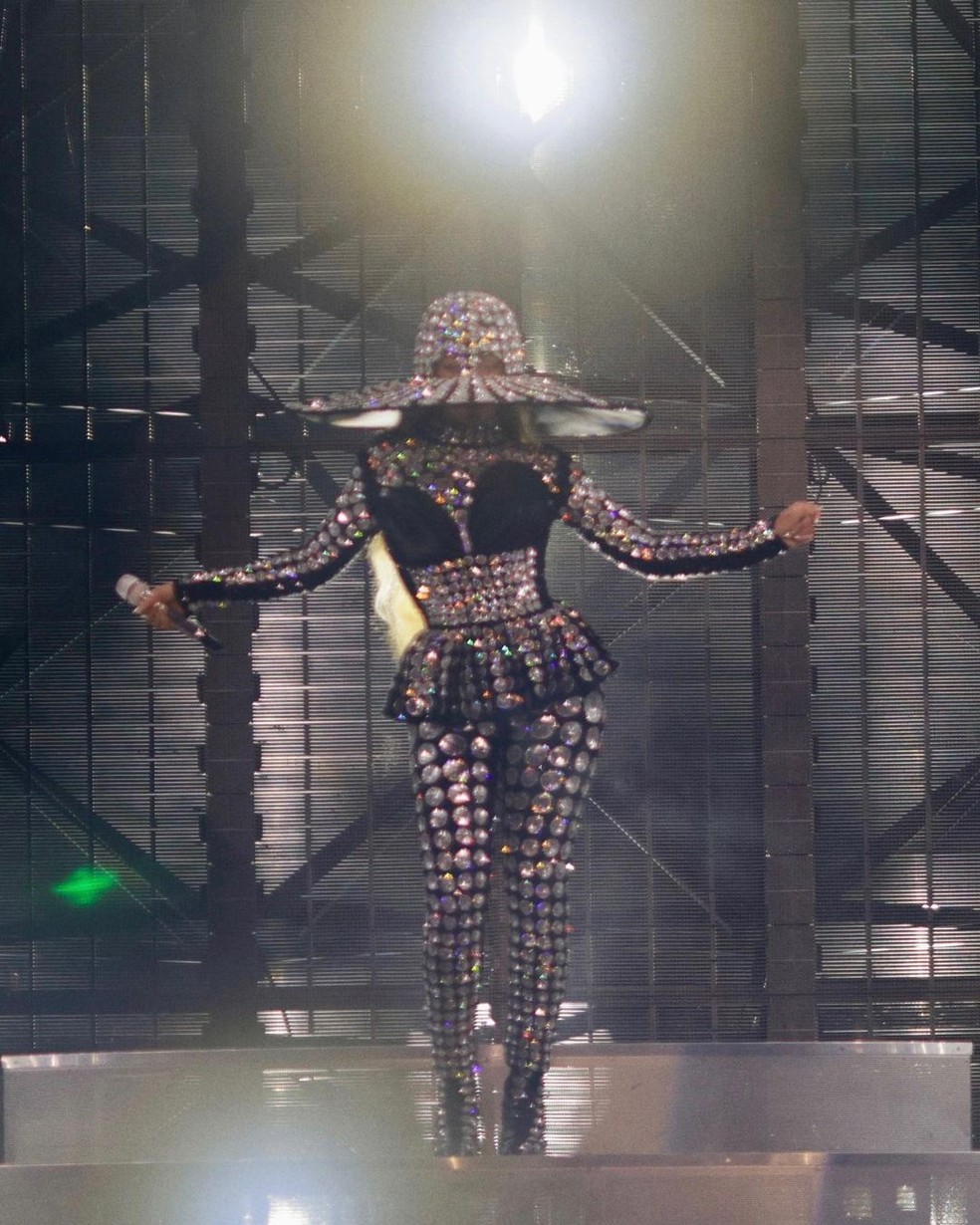 Beyoncé surpreende com look de detalhe inusitado em novo figurino da Renaissance World Tour — Foto: Reprodução/Instagram