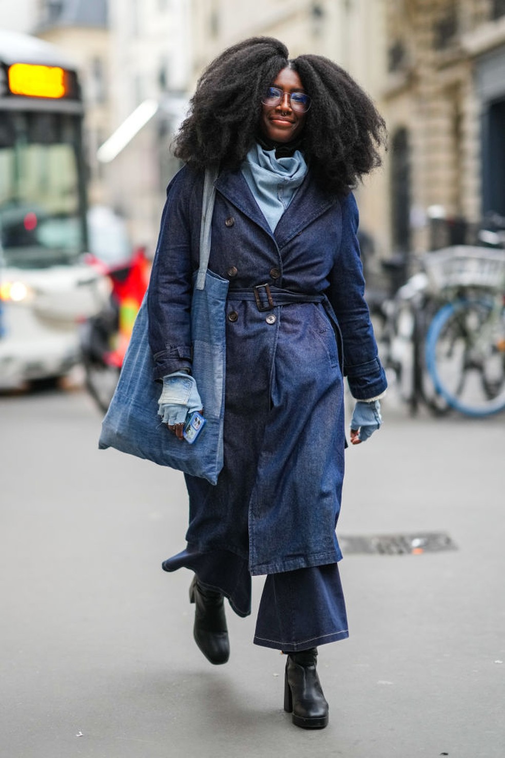 Convidada durante a Semana de Moda de Paris, 2022 — Foto: Getty Images