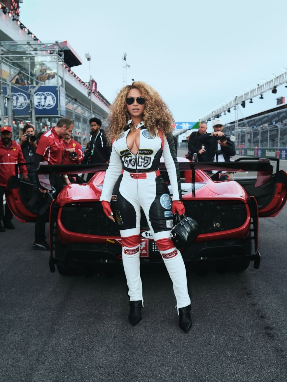 Beyoncé publica carrossel de corrida em Las Vegas e dá destaque para ...
