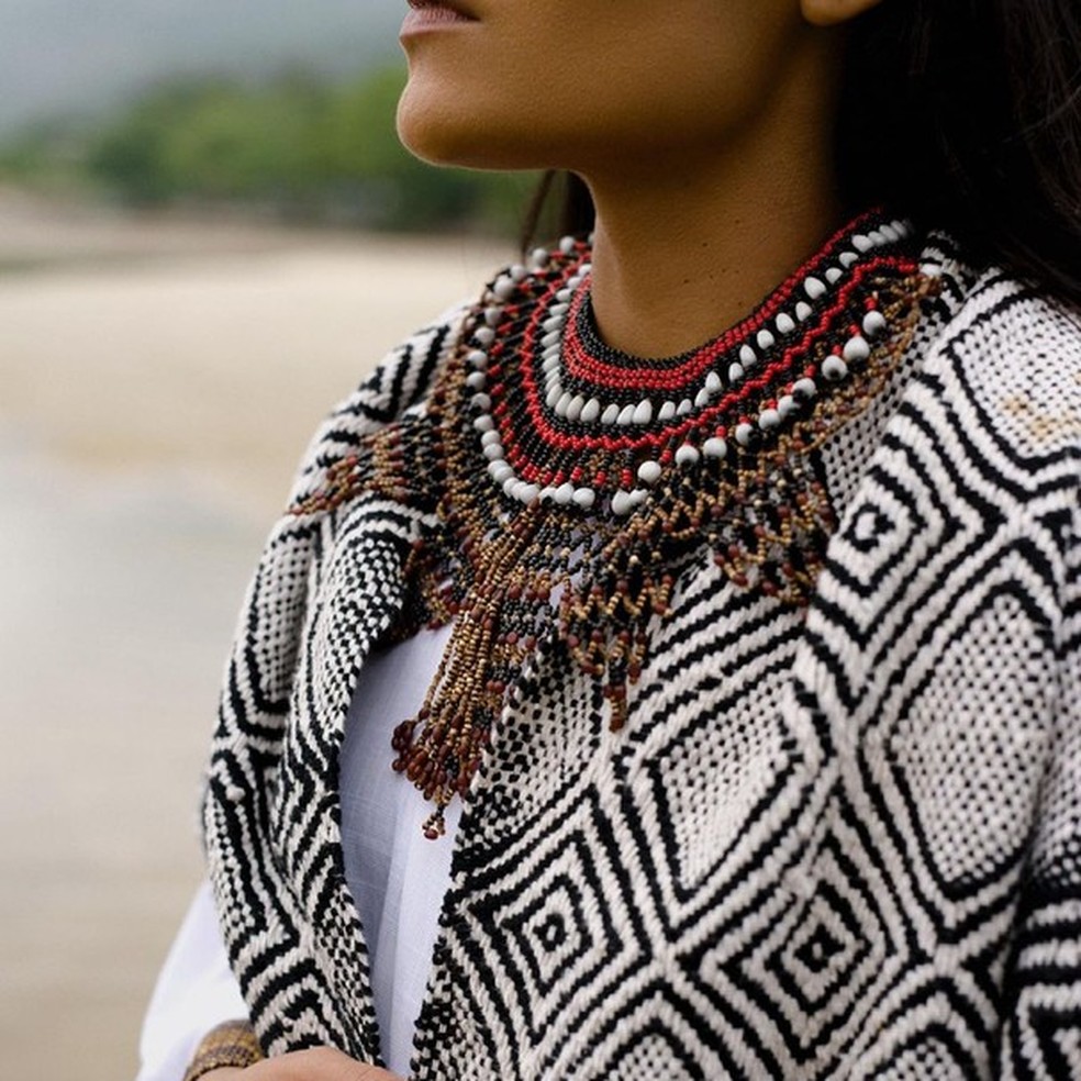 Tucum Brasil - 10 projetos de moda e acessórios que promovem e apoiam povos indígenas (Foto: Reprodução/Instgram @tucumbrasil) — Foto: Glamour