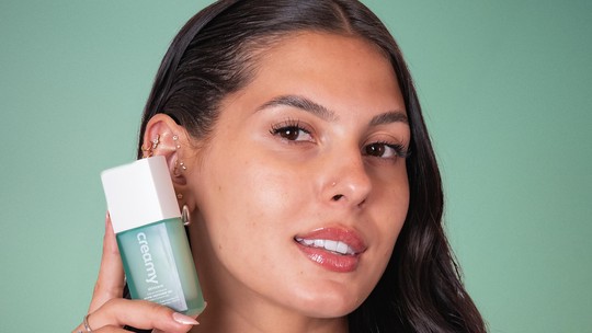 Descobrimos um sérum que promete tratar todas as fases da acne na pele