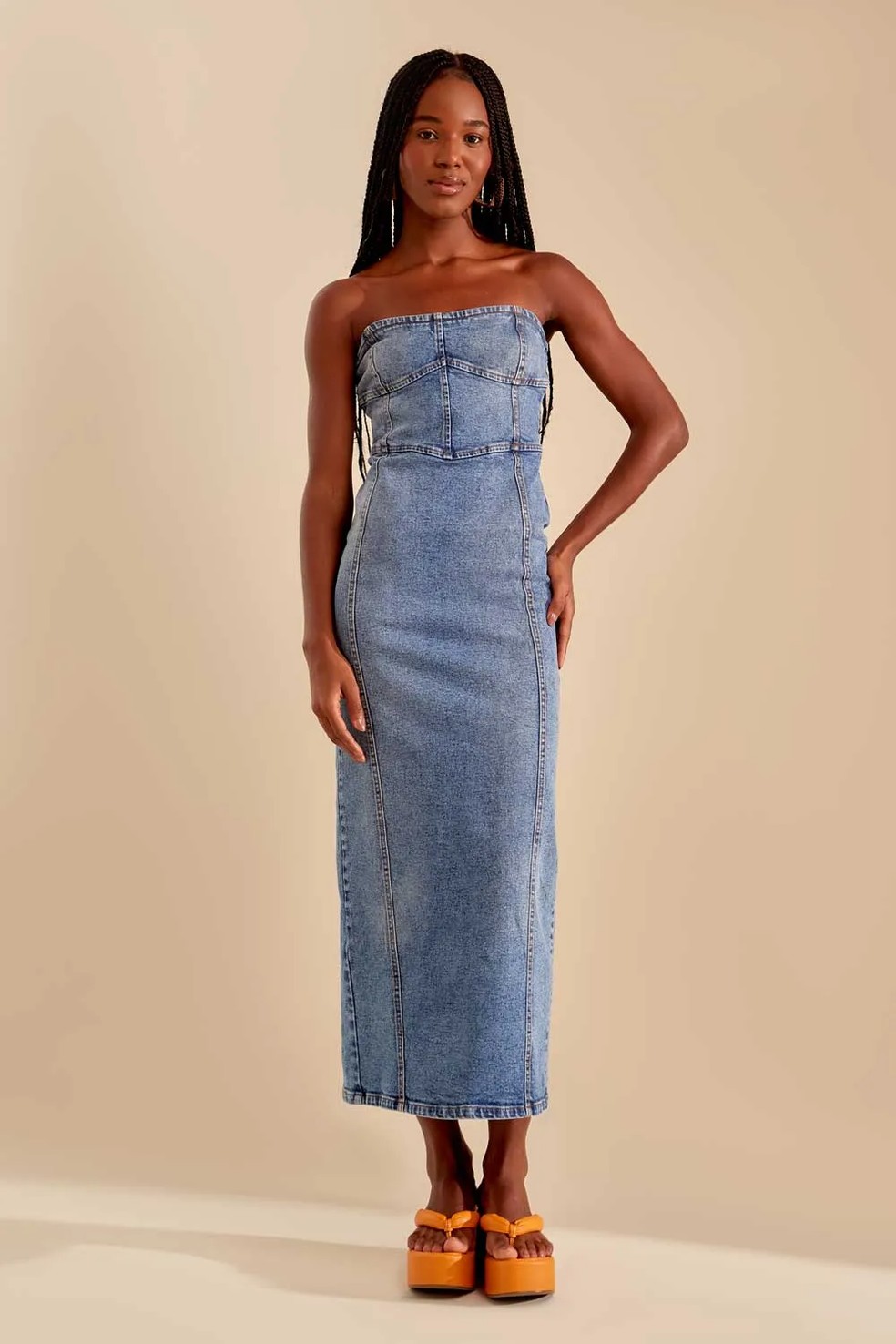 Vestido jeans com fenda da Oh, Boy!, R$ 358 — Foto: Divulgação