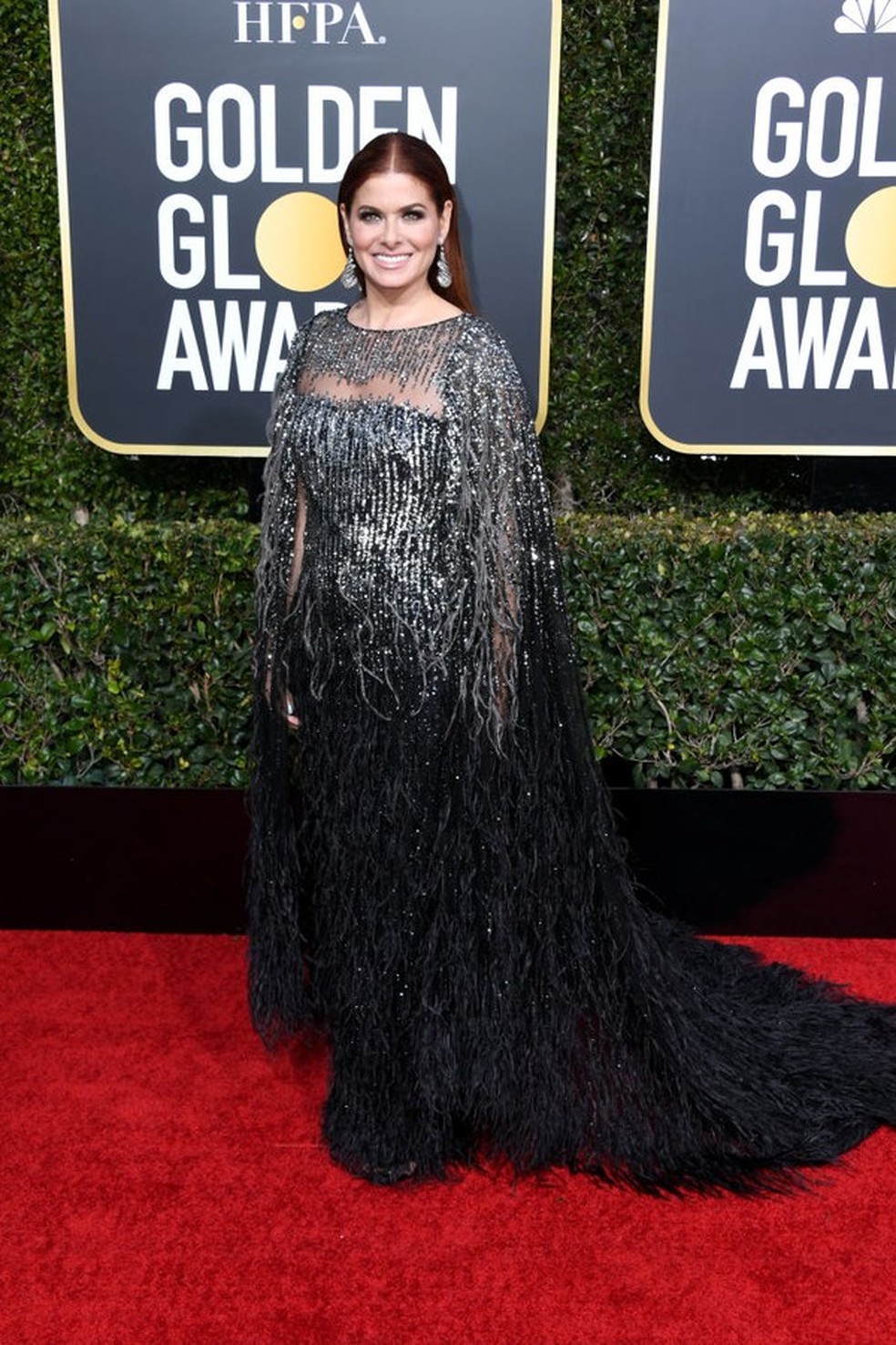 Debra Messing no Globo de Ouro 2019 (Foto: Getty Images) — Foto: Glamour