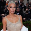 Kim Kardashian no Met Gala: Marilyn Monroe, Balenciaga e mais looks polêmicos na evolução fashion da empresária - Getty Images