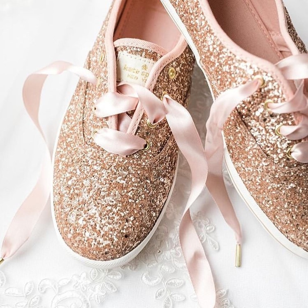 Estamos pirando nos t nis de glitter da Keds