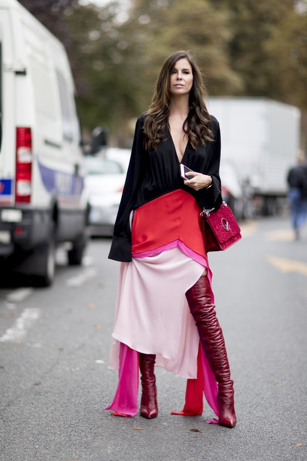 A bota de Chris Pitanguy é enrugada. Mais fashionista, impossível! (Foto: Imaxtree) — Foto: Glamour