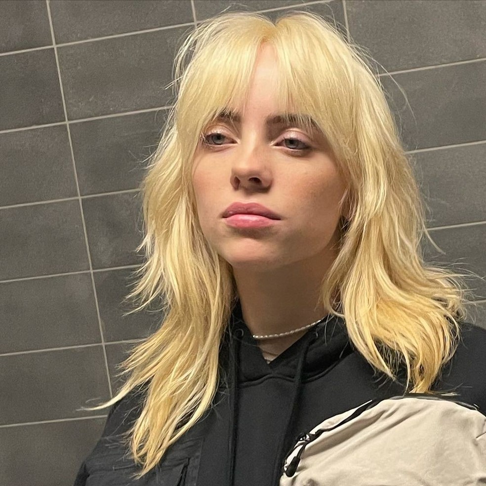 Dossiê Glamour: coloração e corte (Foto: @billieeilish) — Foto: Glamour