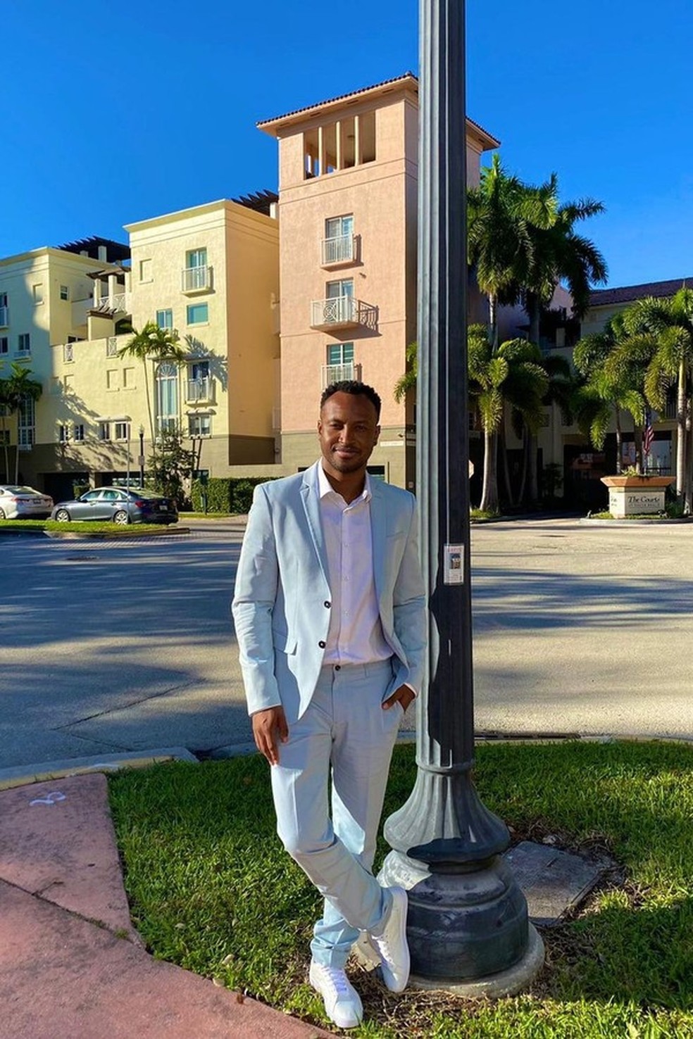 Thiaguinho abre álbum de viagem para Miami; veja as fotos