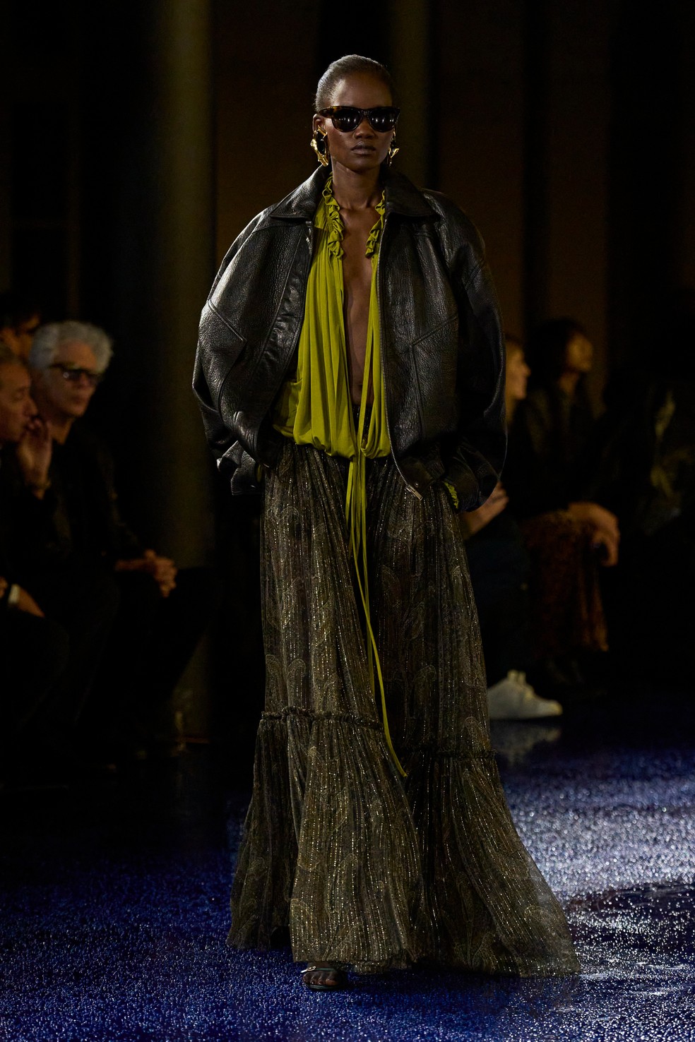 PFW: desfile Saint Laurent verão 2025 — Foto: Spotlight Launchmetrics