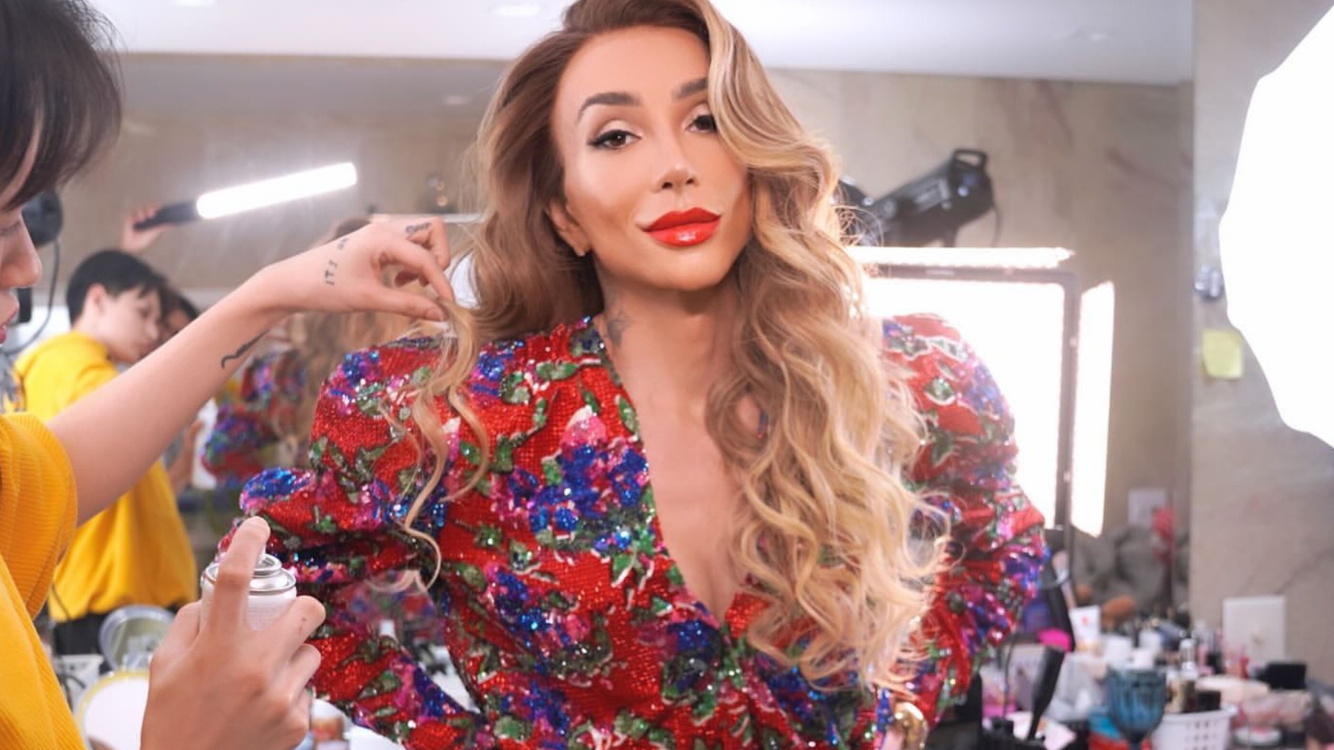 Maya Massafera aposta em look avaliado em R$ 23 mil para festa de Luísa ...