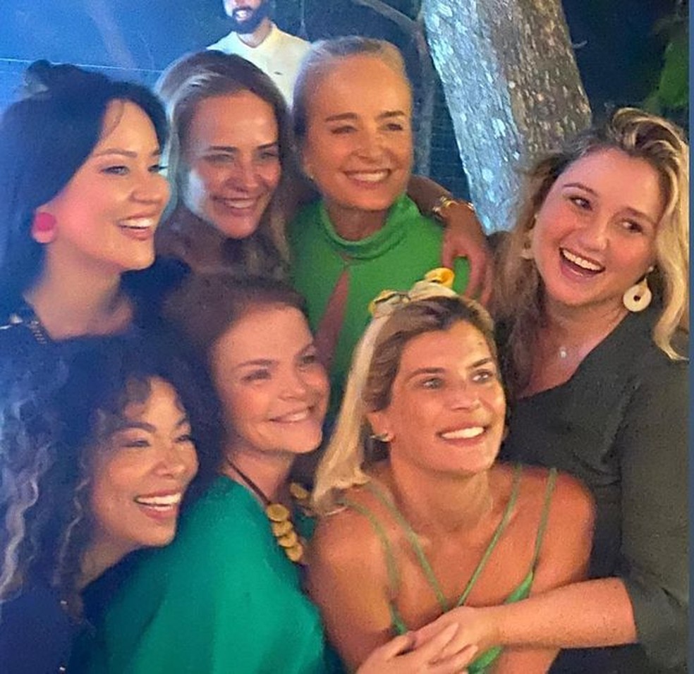 Exangelicat, Micheli Machado compartilha foto com Angelica em clima da